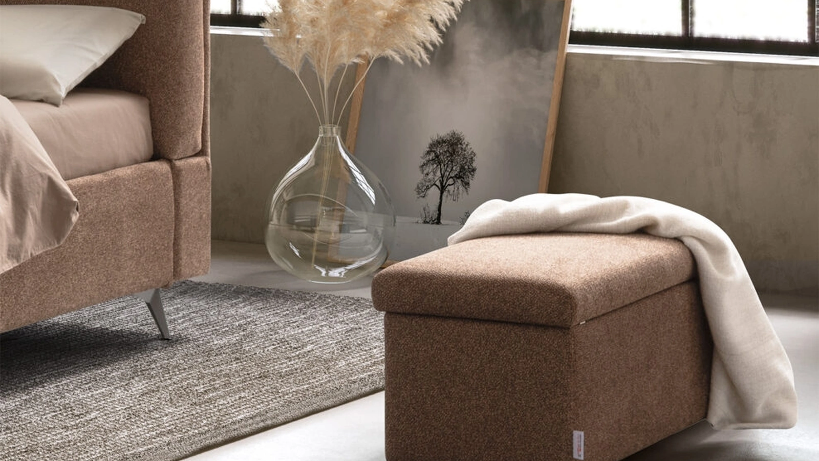 Pouf panchetta alta liscia di Stilfar Italia