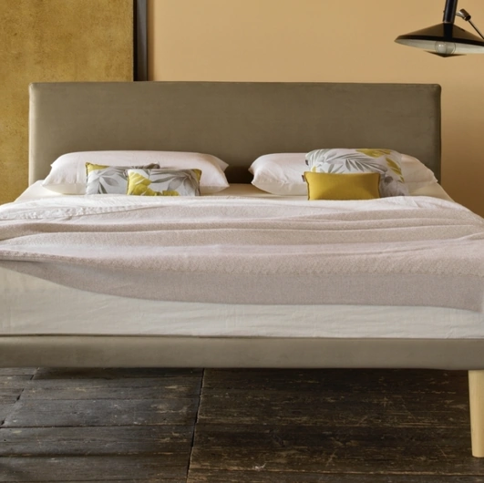 Letto con testiera Simplicity Project C03 di Dorsal