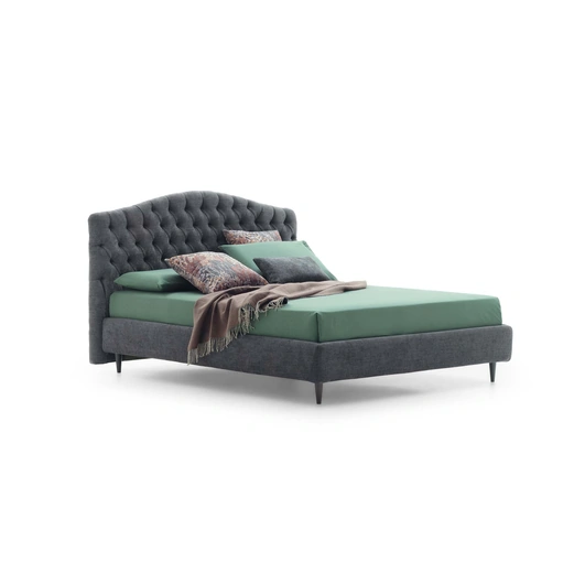 Letto classico Renoir in pelle trapuntata di Le Comfort