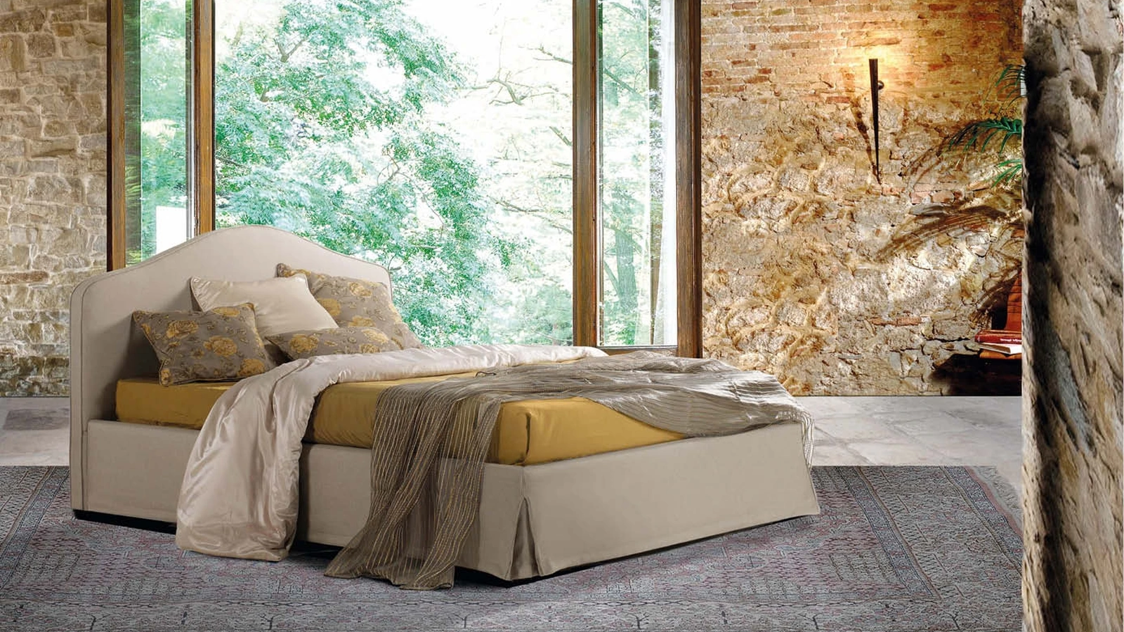 Letto matrimoniale con contenitore Romantico di Lettissimi