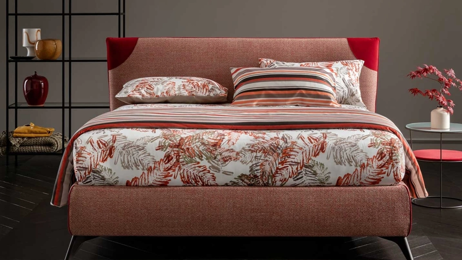 Letto in tessuto con testiera Soul Licony di Altrenotti