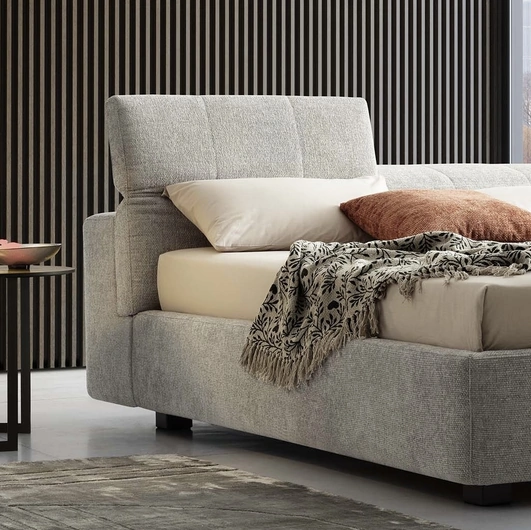 Letto con testiera reclinabile Tower di Le Comfort