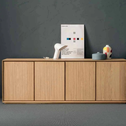 Madia in legno moderna Nook 4 ante a terra di Alta Corte