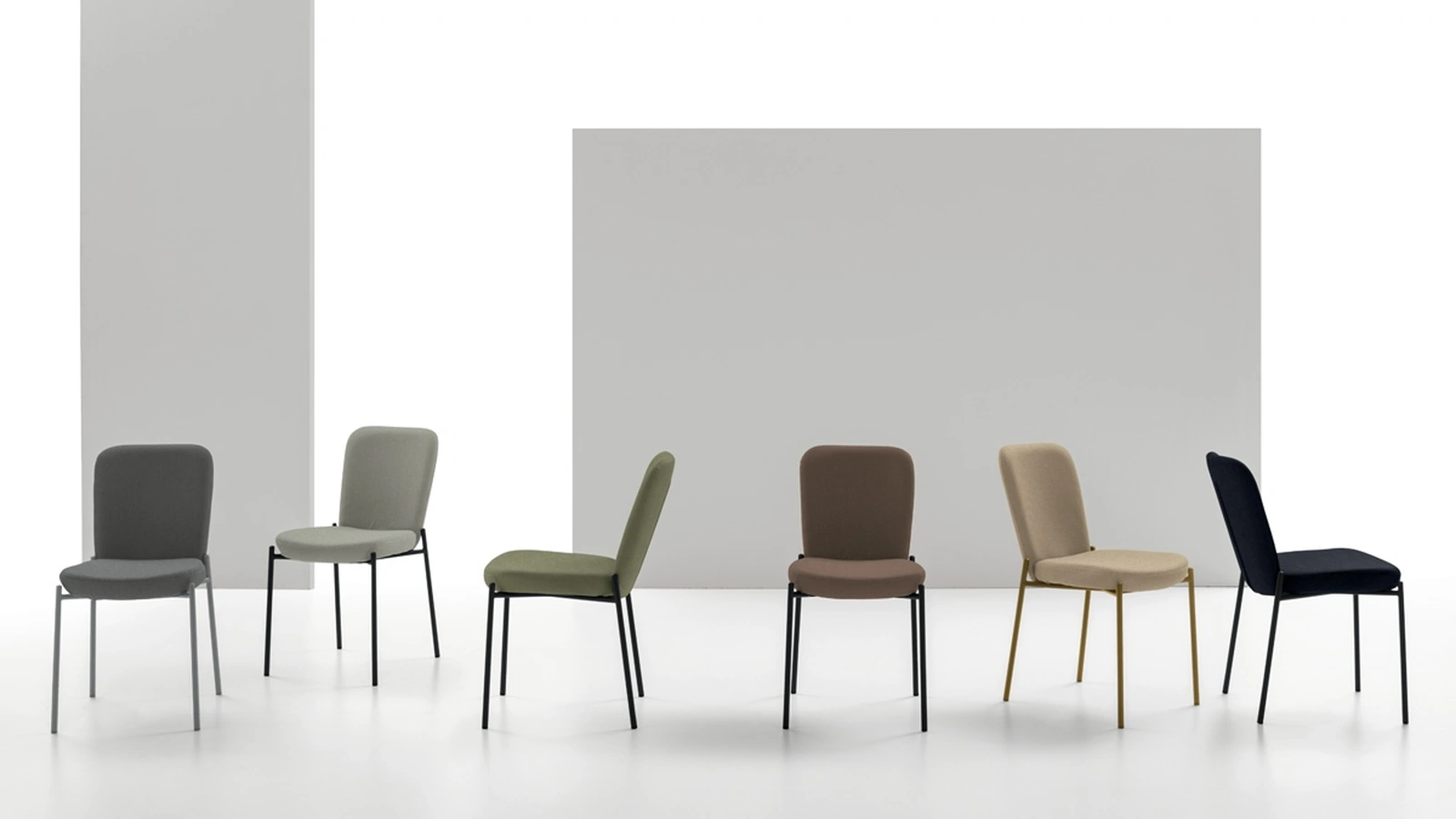 Sedia Akita di Target Point