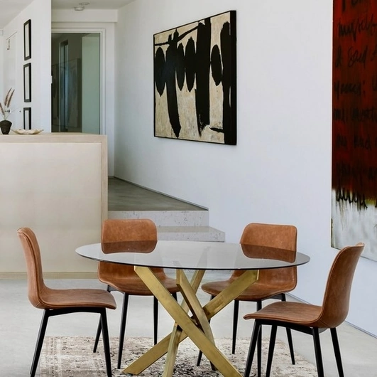 Sedia Kyra rivestita in ecopelle di Bizzotto