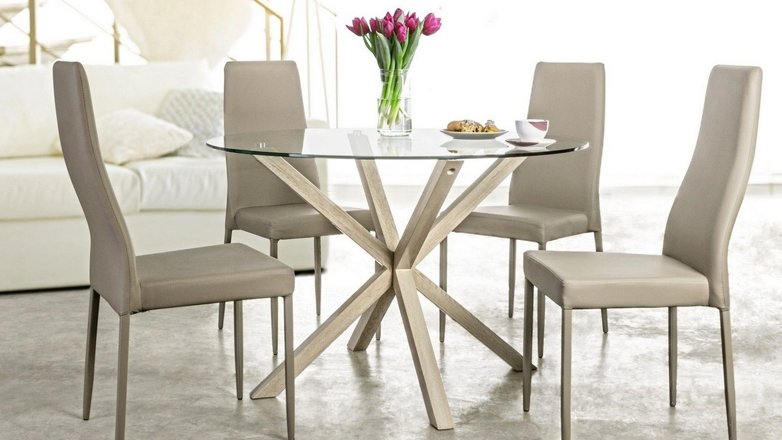 Tavolo rotondo in vetro e acciaio finitura legno May di Bizzotto