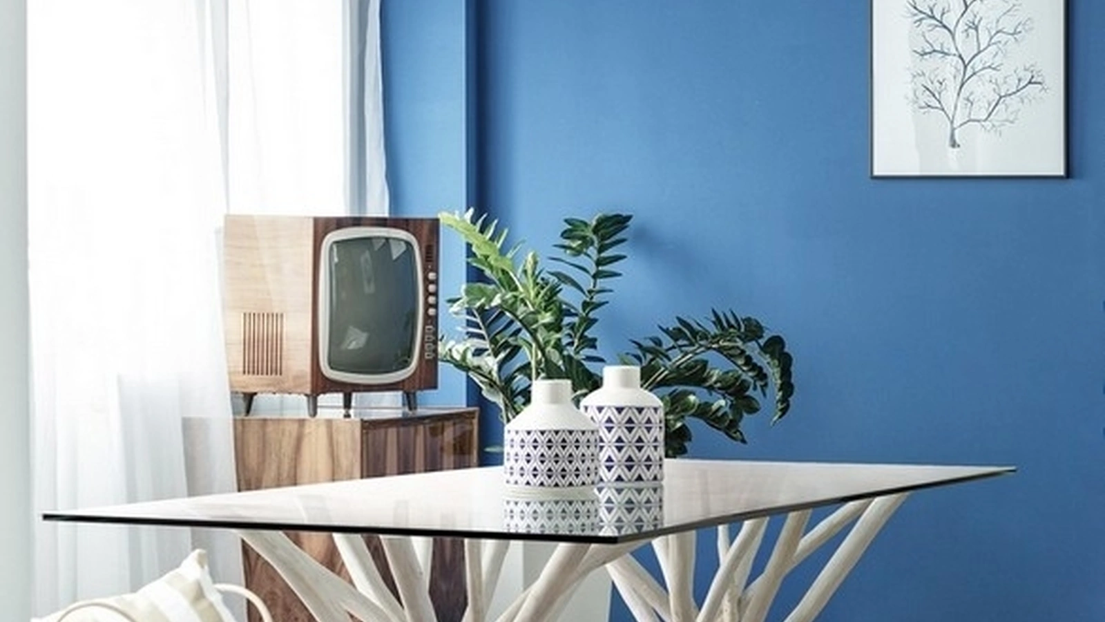 Tavolo in vetro con base in rami di Teak Sahel di Bizzotto