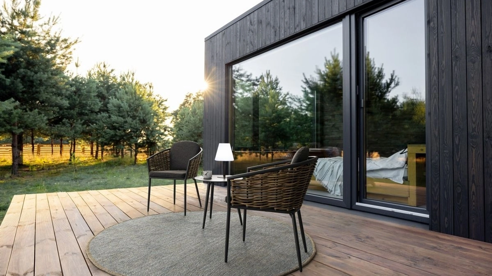 Sedia Maribela in fibra sintetica e alluminio di Bizzotto